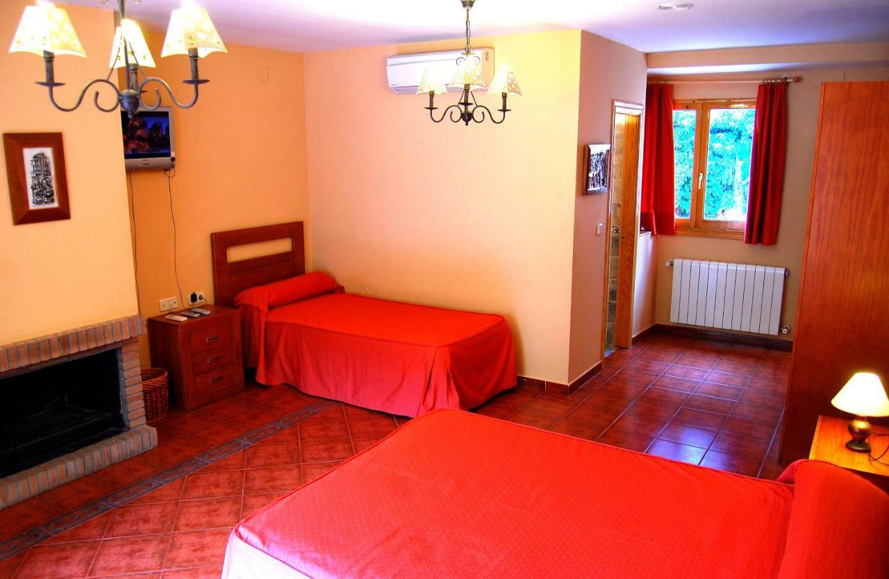 La Noguera Hotell Palomera Exteriör bild